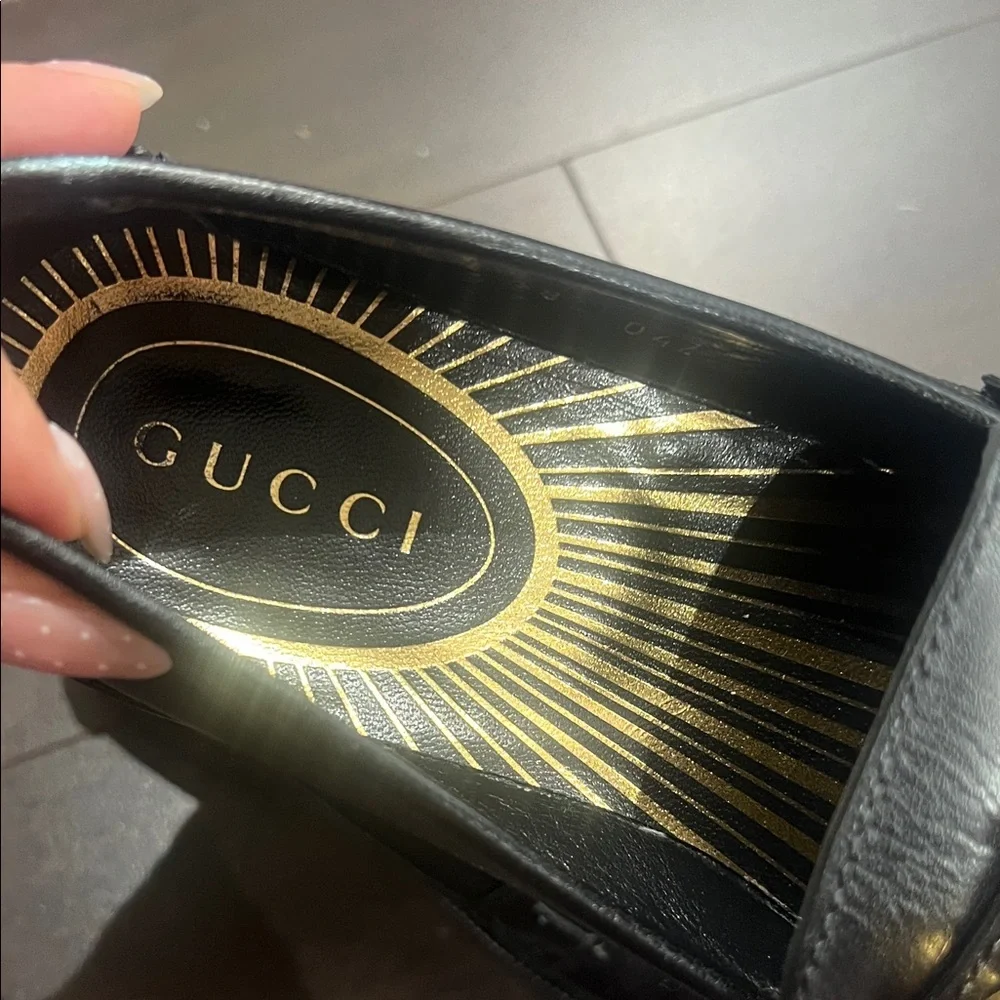 Gucci Black Leather Loafers with Gold Accents - Picture 3 of 5